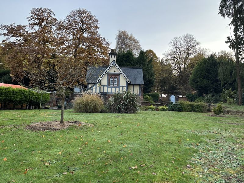 Garden - click for photo gallery